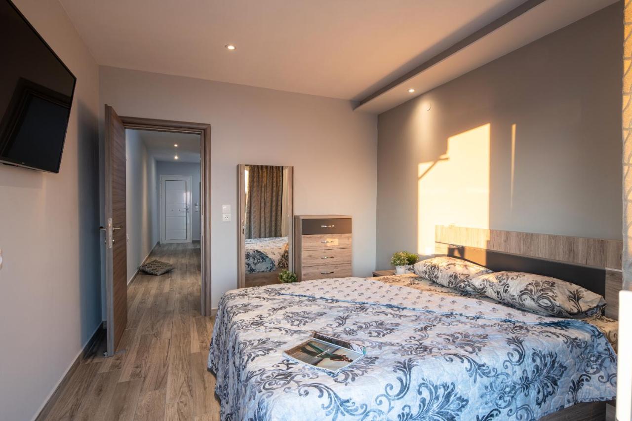 Sunset Studios - Suites With Seaview & Back Side Apartements Toroni Exteriör bild
