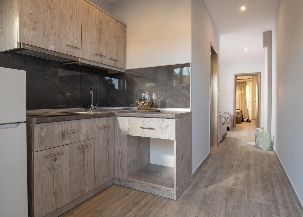 Sunset Studios - Suites With Seaview & Back Side Apartements Toroni Exteriör bild